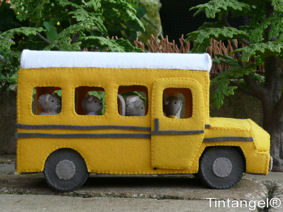 Tintangel 2011 – de MuizenSchoolbus (kdu420). Tintangel 2011 – de MuizenSchoolbus.
