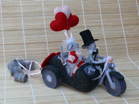 Tintangel 2011 &ndash; das M&auml;usemotorrad mit Beiwagen (kge396).